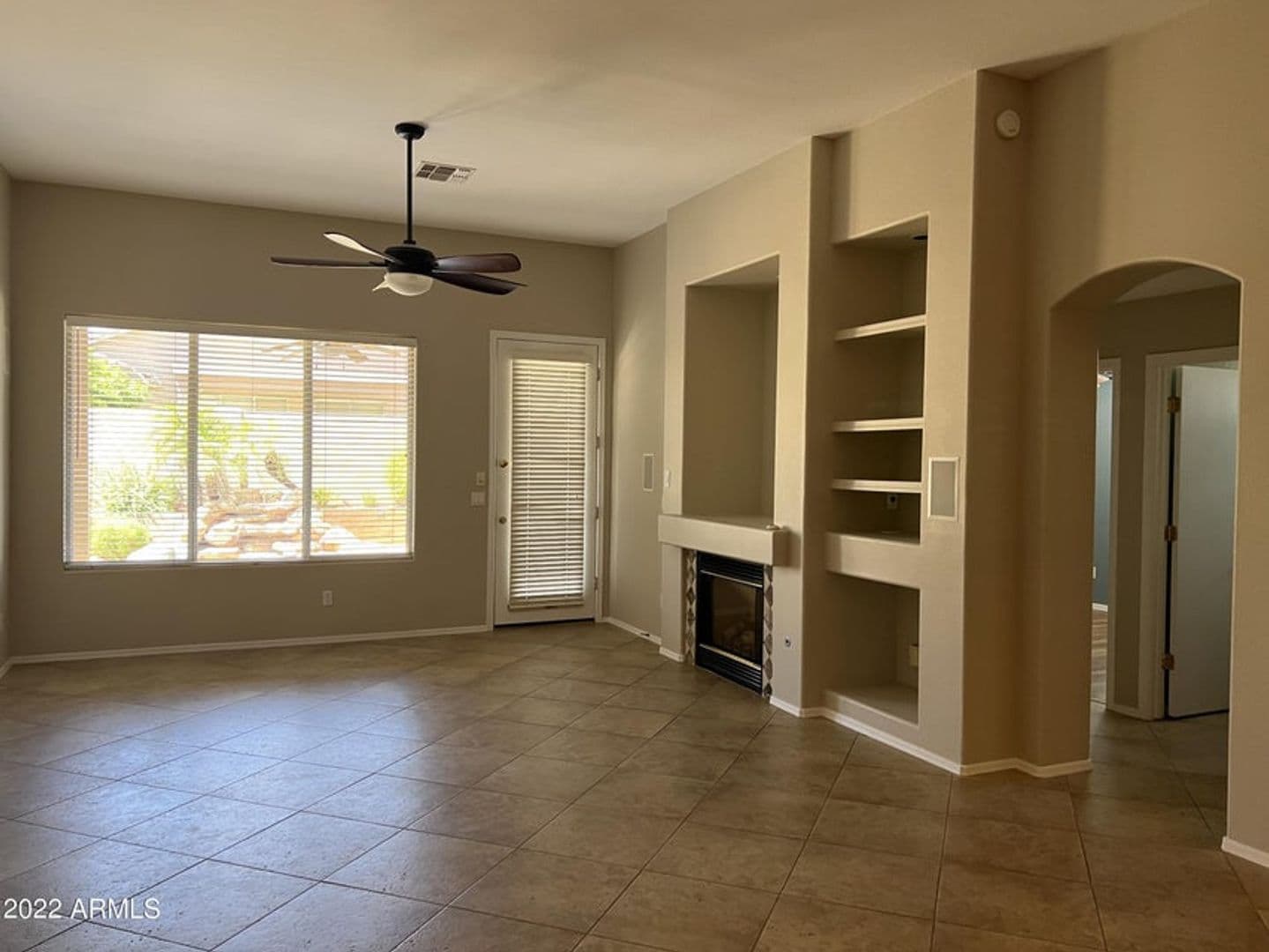 Peoria House: 7922 W Ross Ave