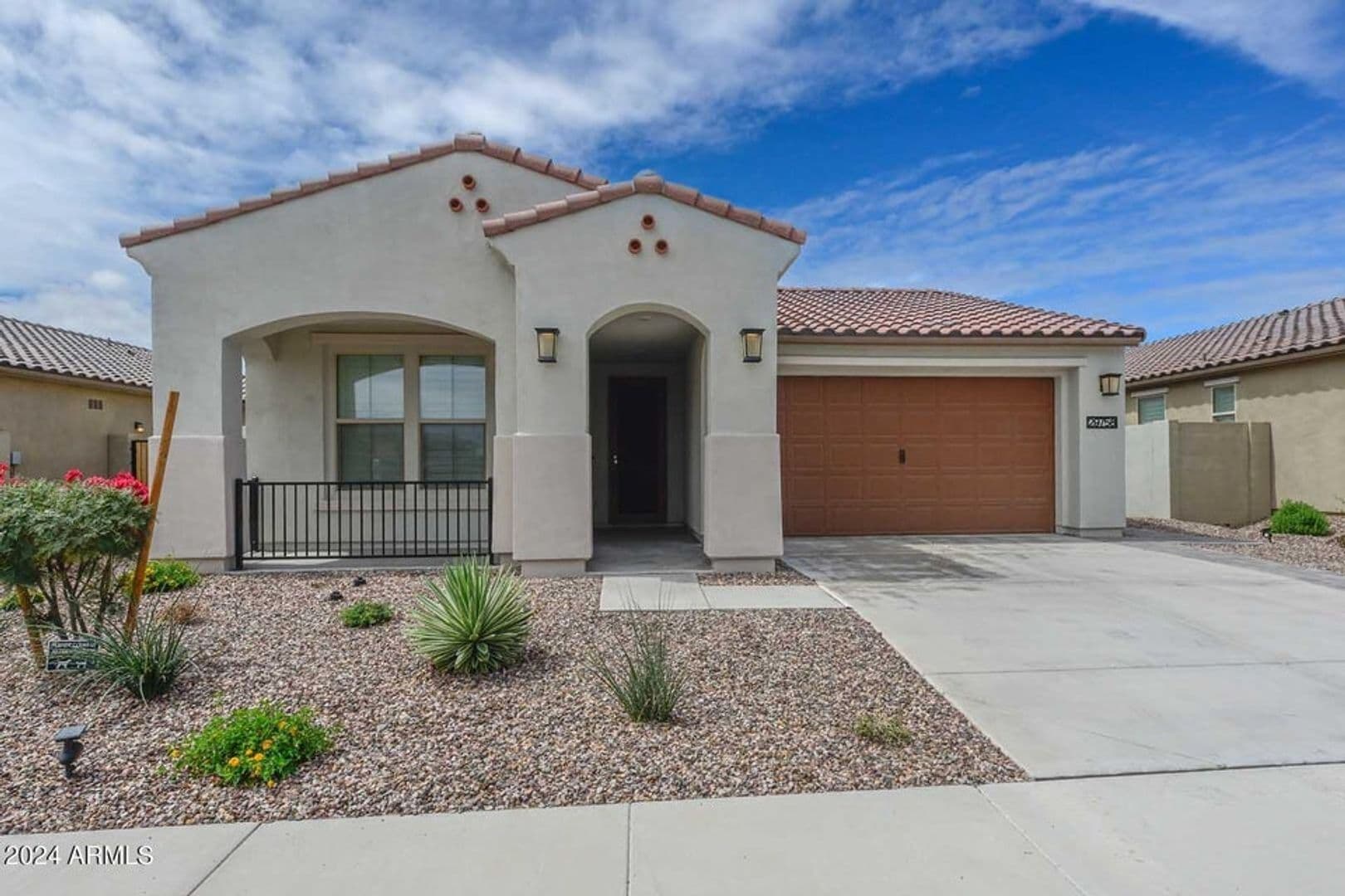 Peoria House: 29758 N 114th Dr