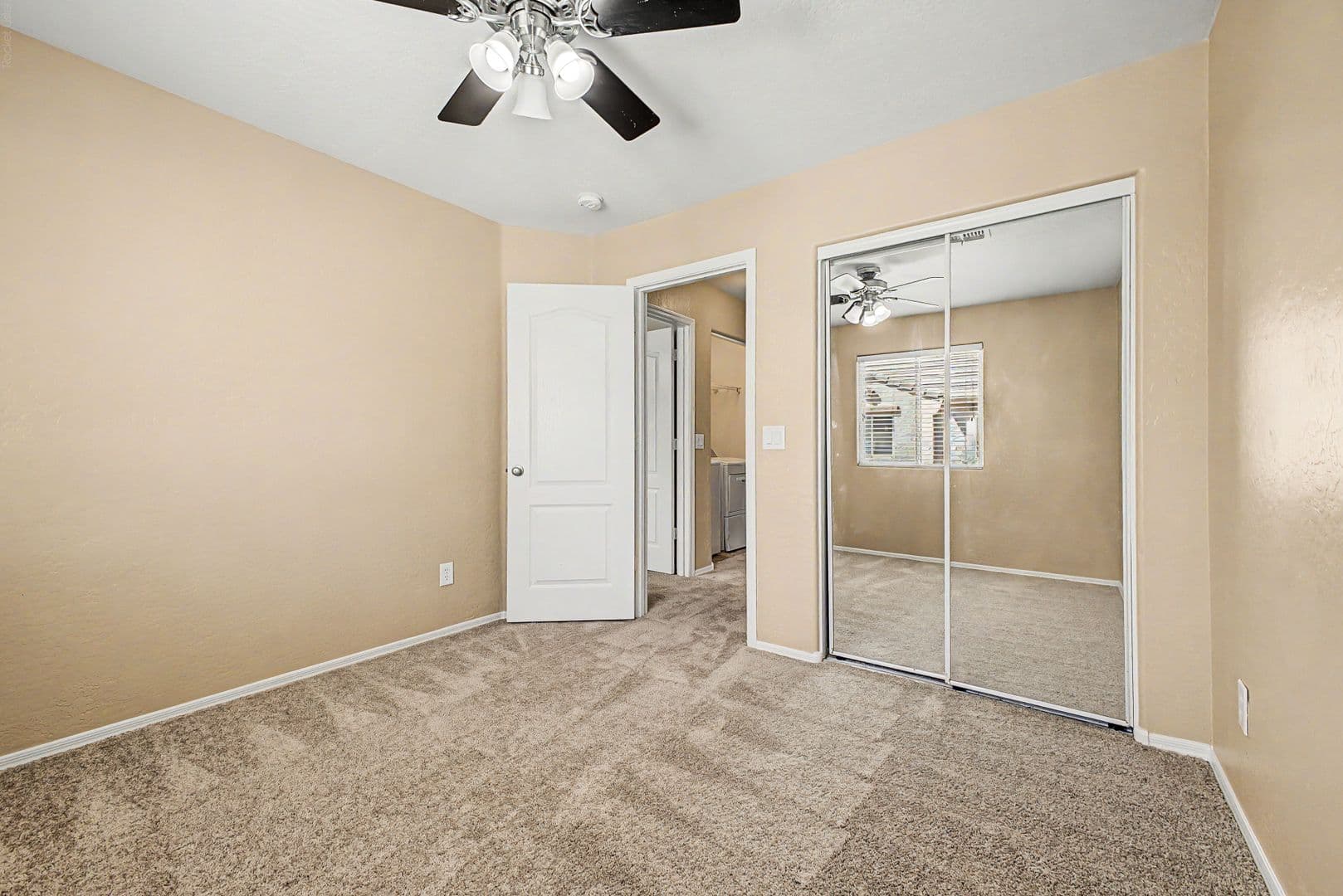 Tolleson House: 1 N 88th Dr
