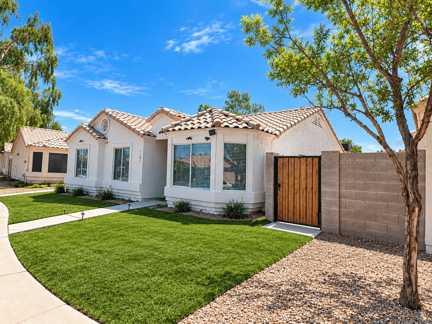 Phoenix House: 8520 W Palm Ln #1101