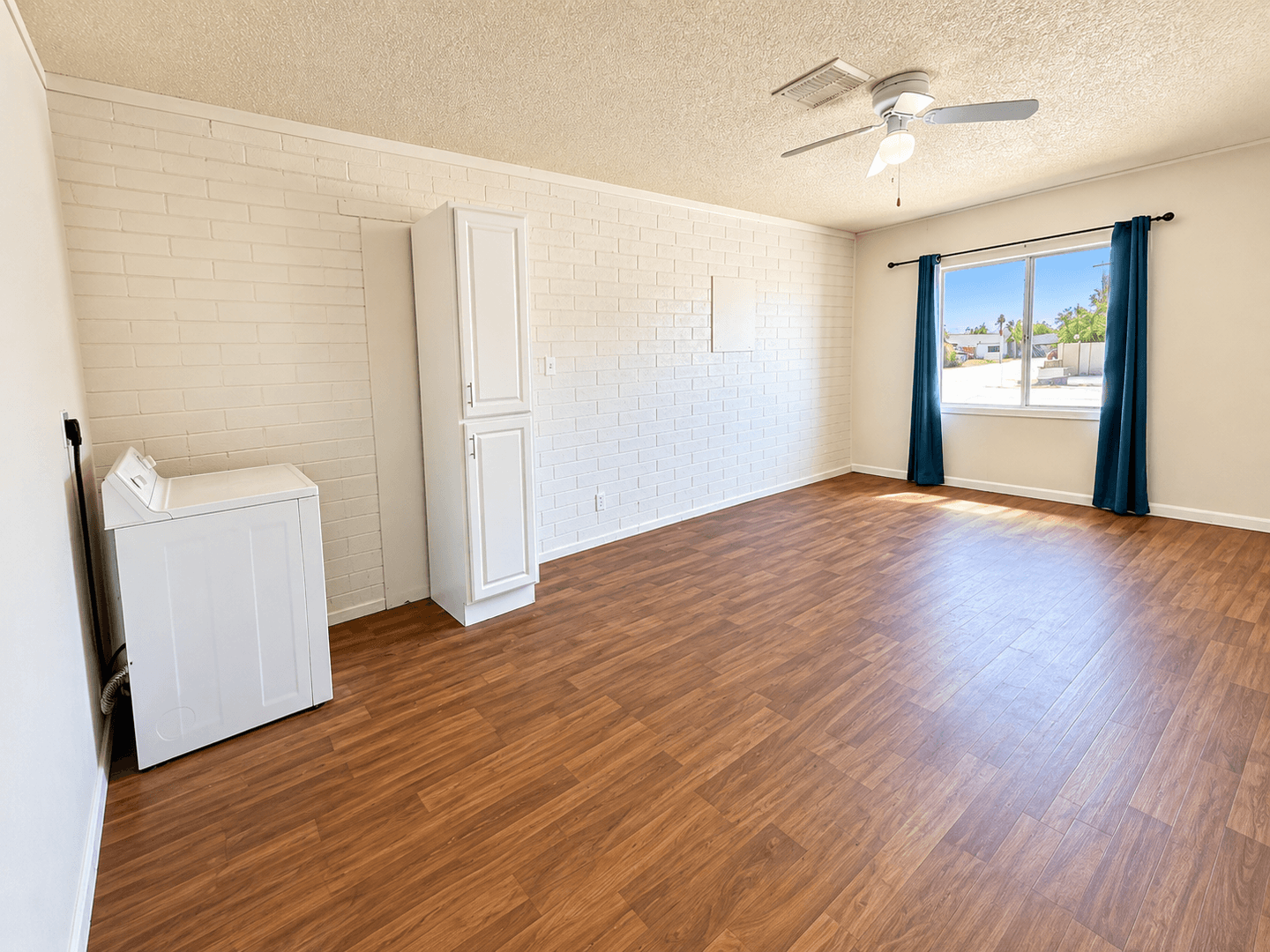 Glendale House: 5723 N 62nd Ave
