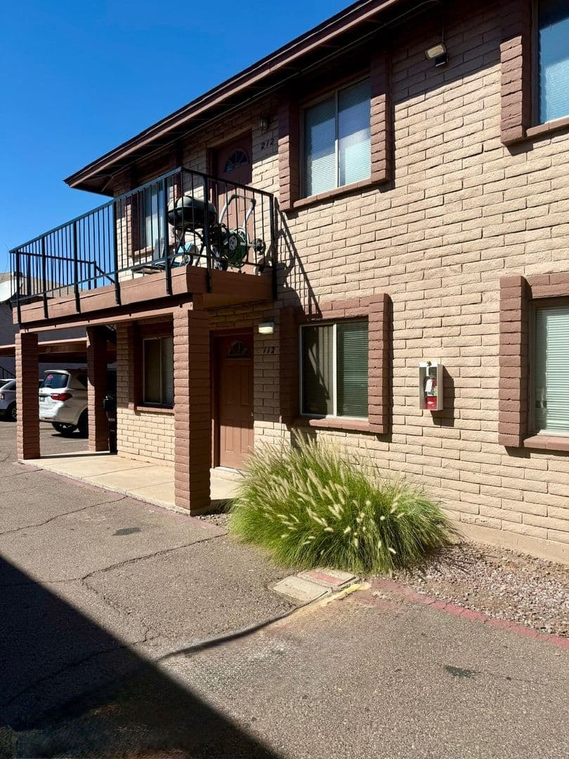 Phoenix House: 1234 N 36th St Unit 112