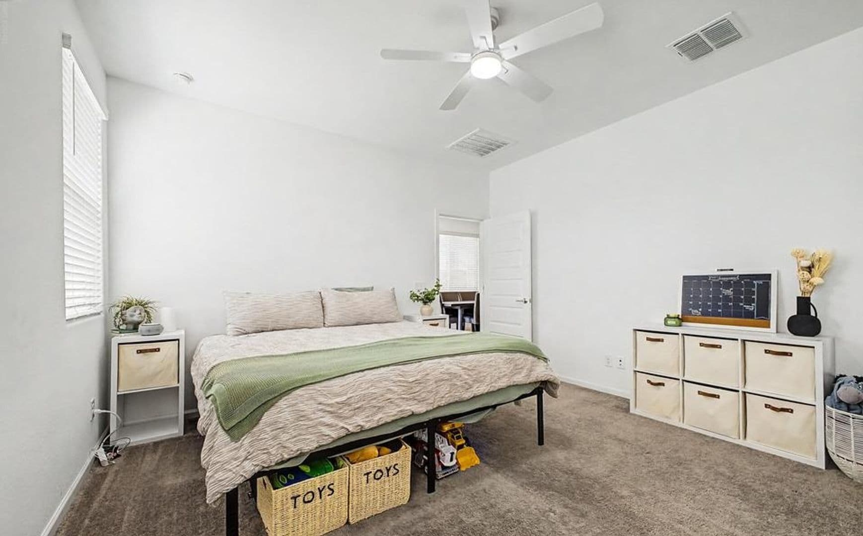 Goodear House: 15587 W KENDALL ST