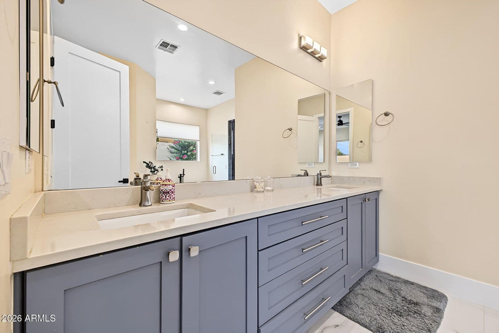 Gold Canyon House: 6645 S Solado Pl