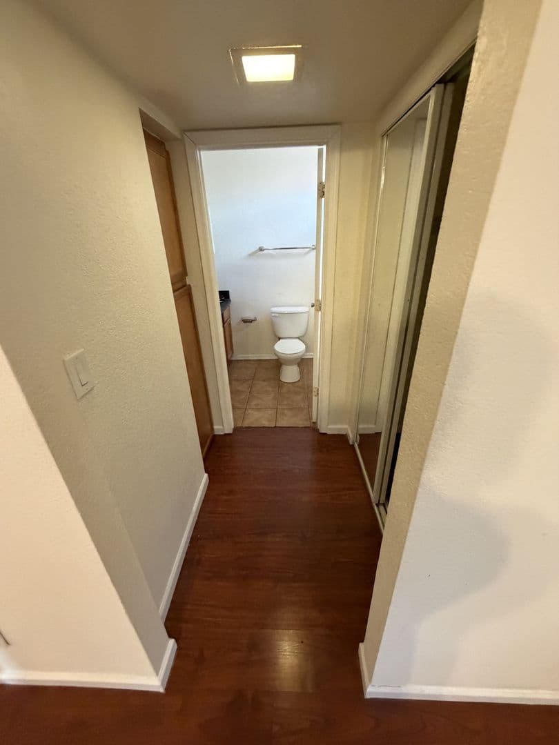 Phoenix Condo: 1336 E Mountain View #105