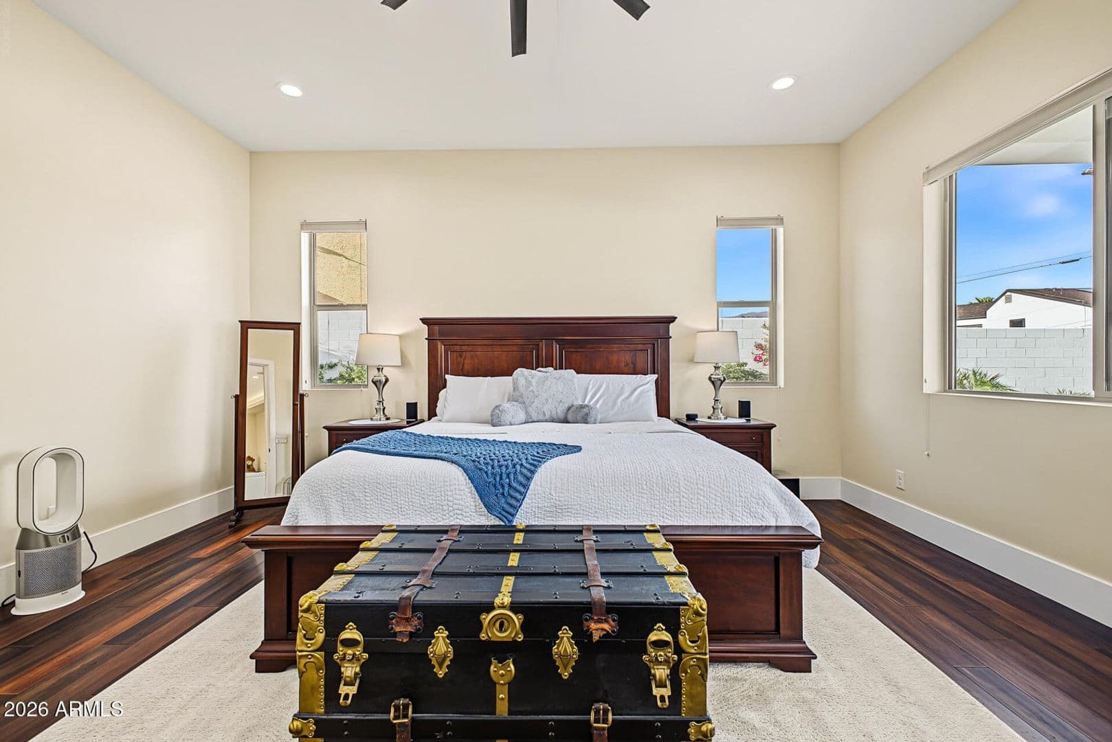 Gold Canyon House: 6645 S Solado Pl