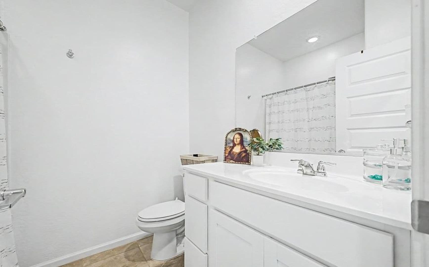 Goodear House: 15587 W KENDALL ST