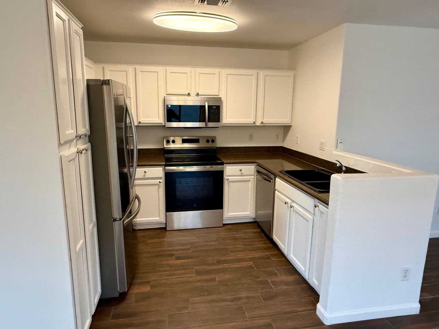 Surprise House: 17517 W VENTURA ST