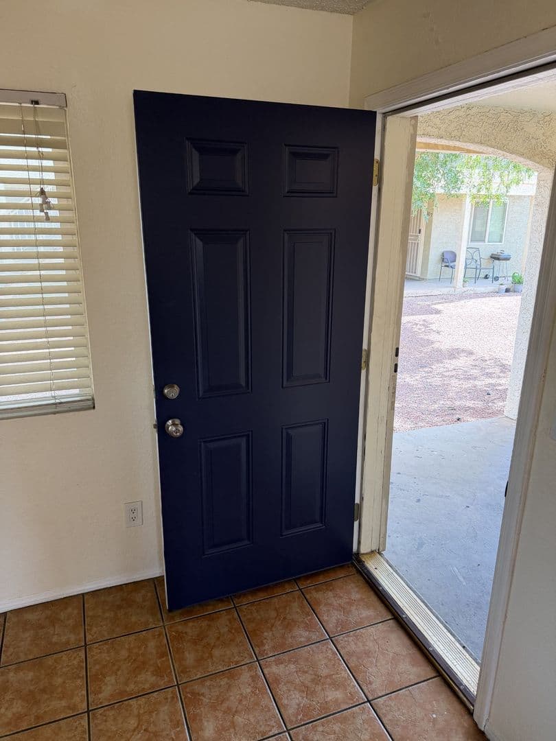 Phoenix Condo: 1336 E Mountain View #105