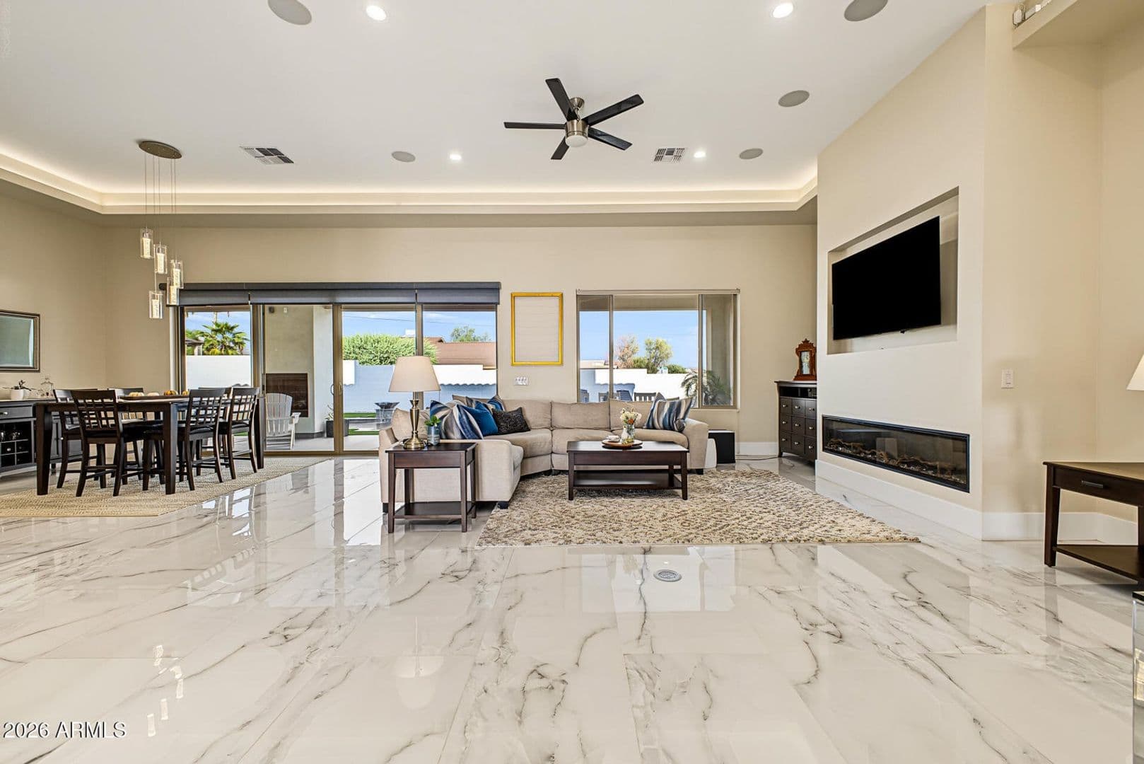 Gold Canyon House: 6645 S Solado Pl