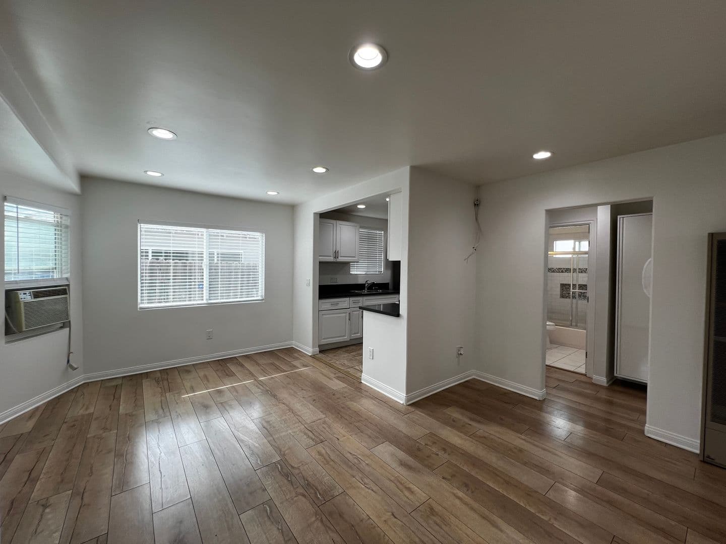 Whittier House: 6321 Canobie Ave