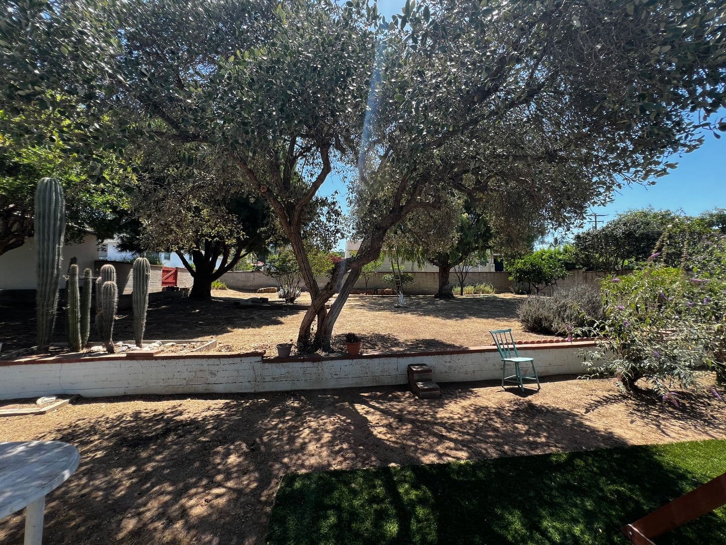 Whittier House: 5602 Hoover Ave
