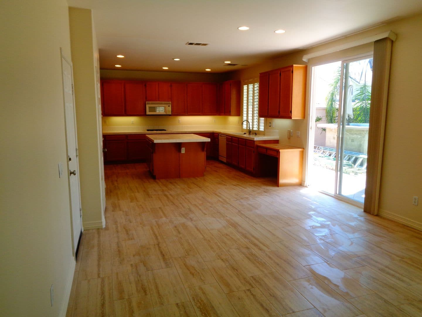 Upland House: 1551 N Poconos Cir