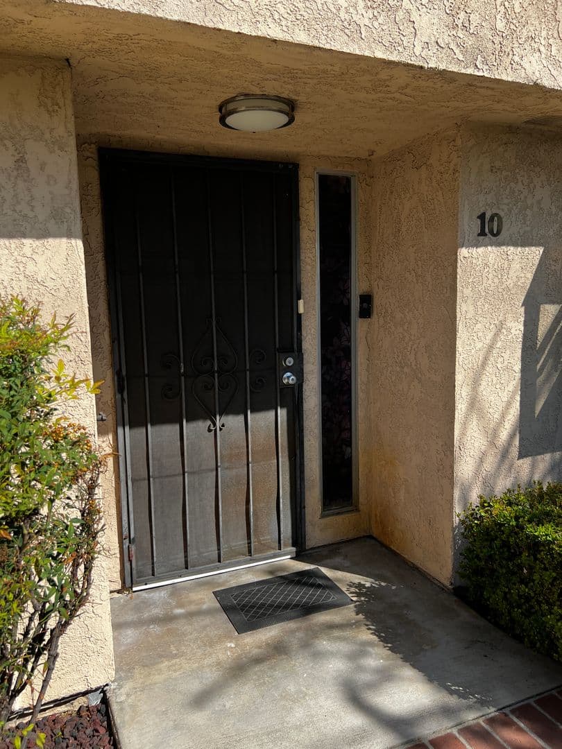 Whittier House: 14917 Leffingwell Road #10