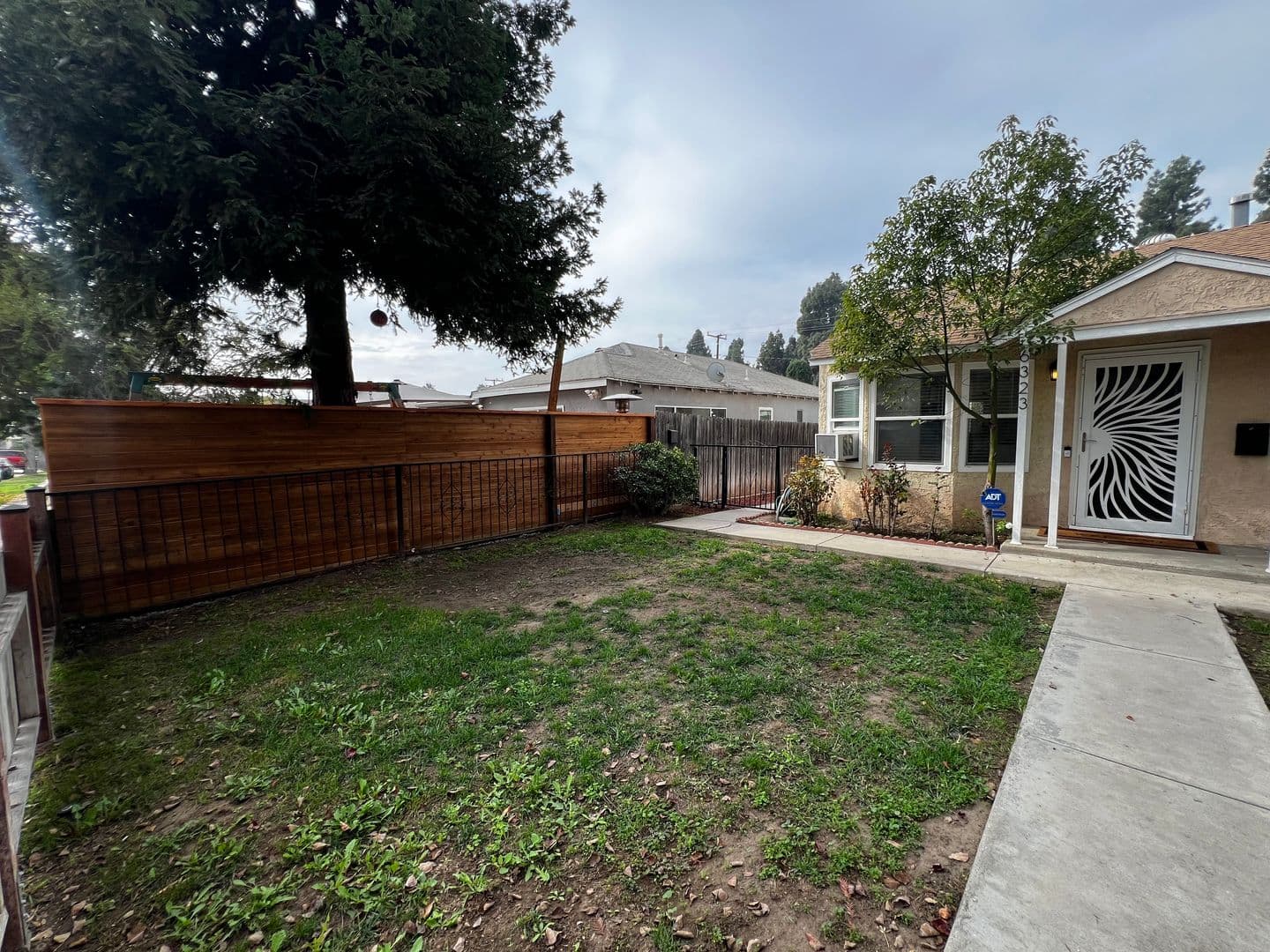 Whittier House: 6321 Canobie Ave
