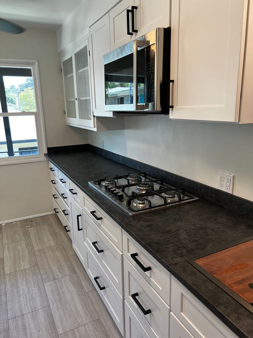 Whittier House: 5823 Greenleaf Ave