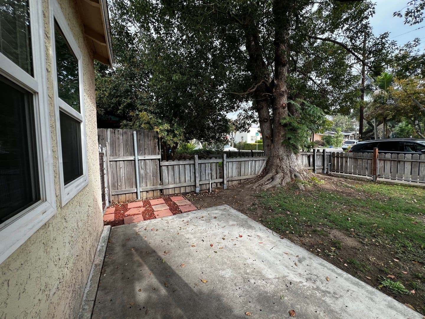 Whittier House: 6321 Canobie Ave