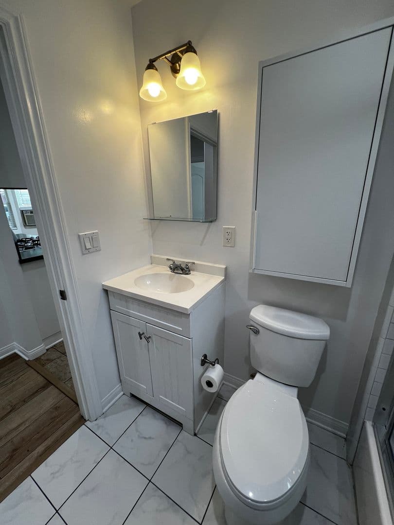 Whittier House: 6321 Canobie Ave