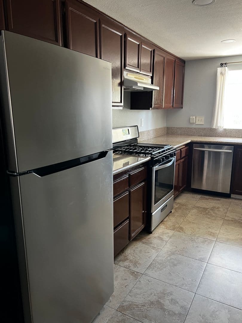 Whittier House: 14917 Leffingwell Road #10