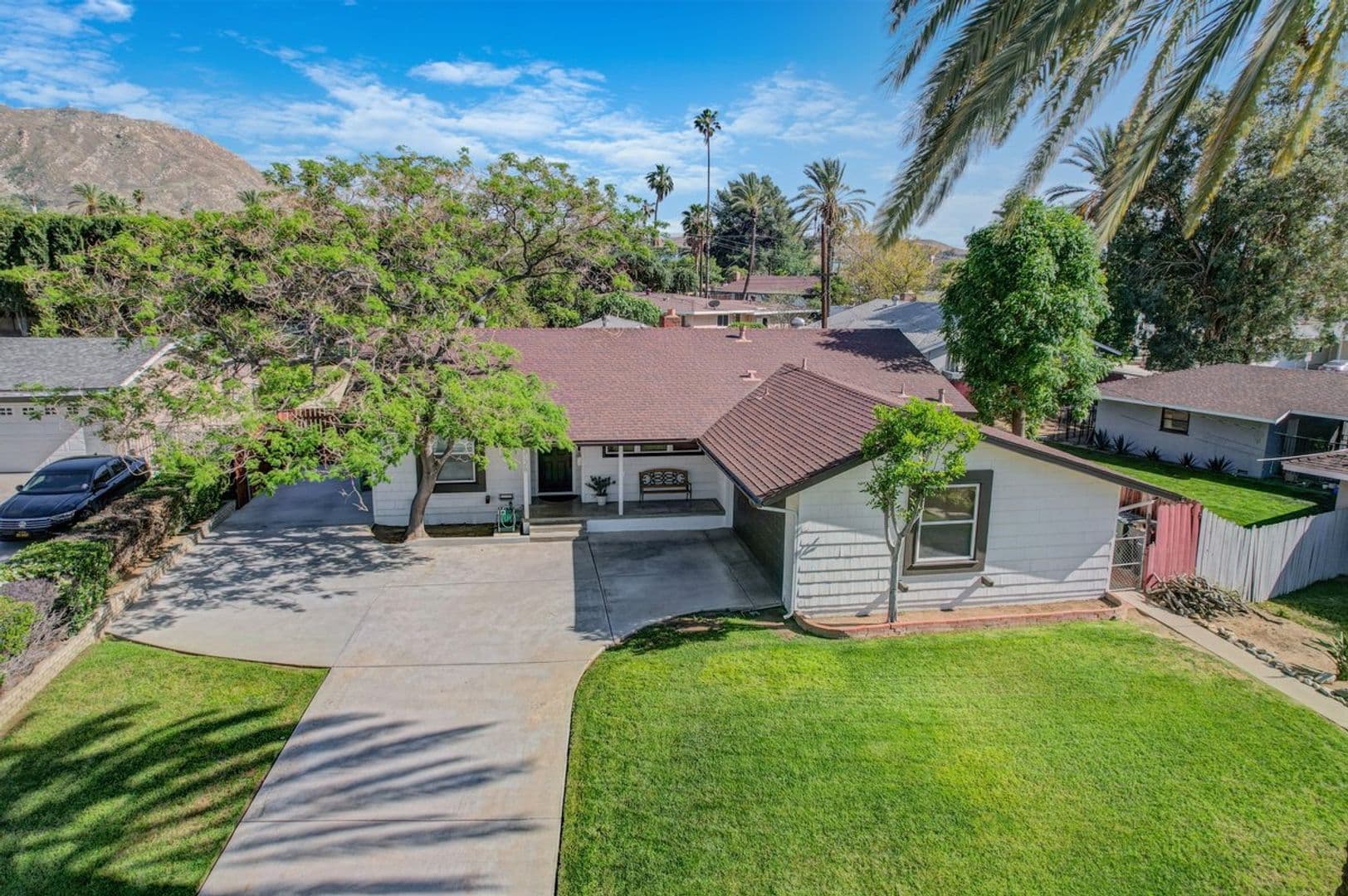 Riverside House: 3126 Wendell Way