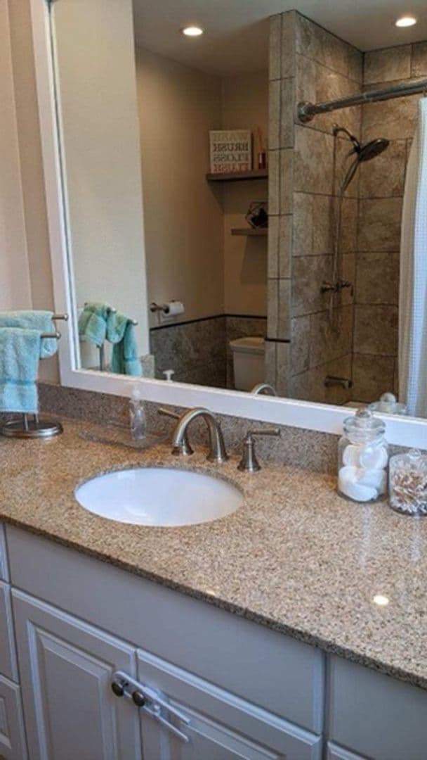 Riverside House: 3126 Wendell Way