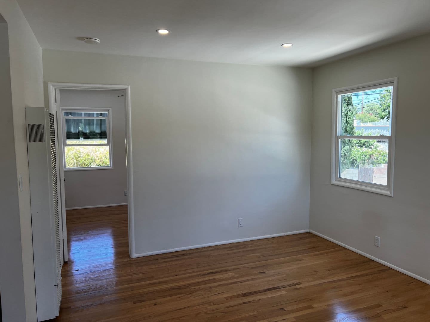 Whittier House: 5823 Greenleaf Ave