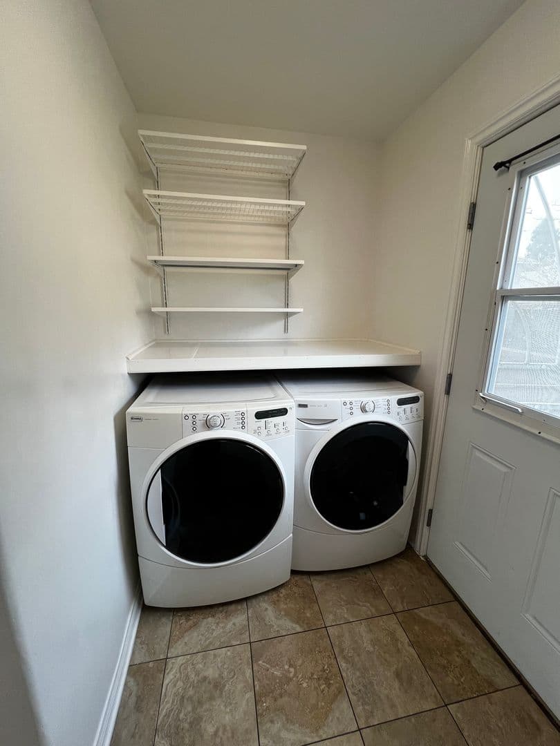 Whittier House: 6321 Canobie Ave