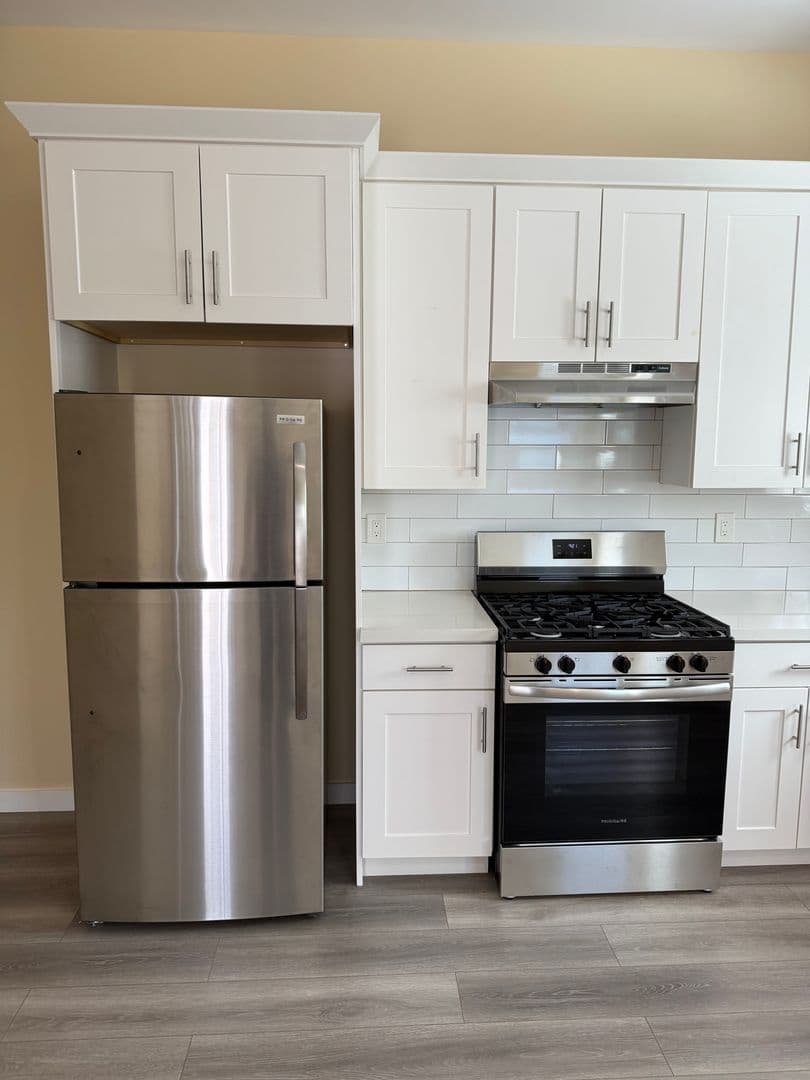 Whittier House: 5602 Hoover Ave