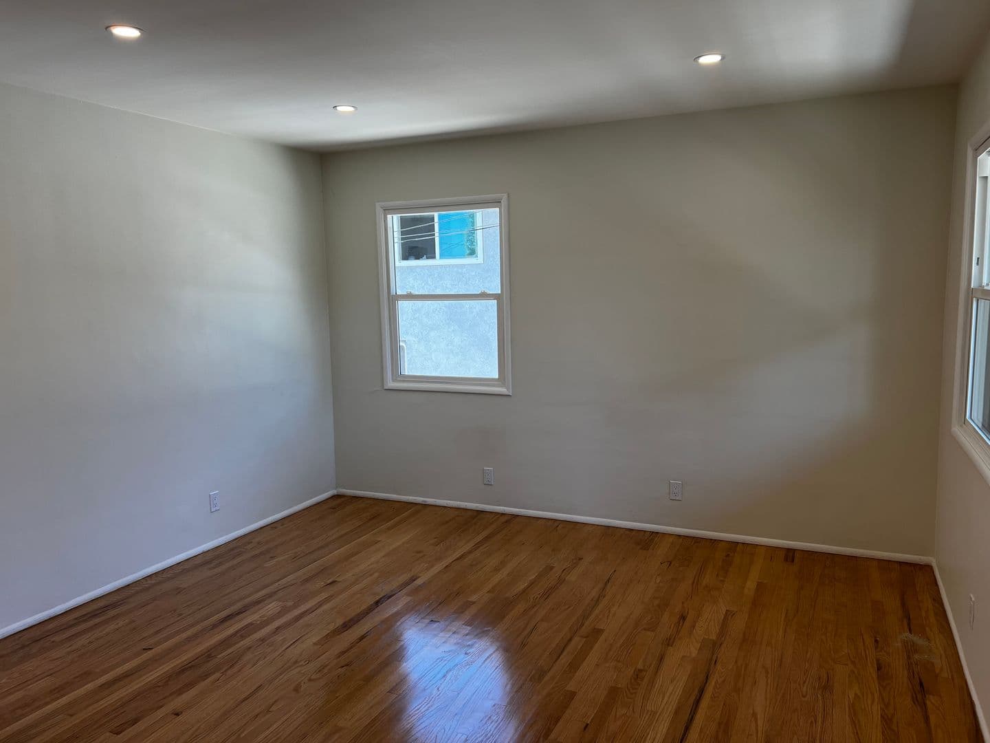 Whittier House: 5823 Greenleaf Ave