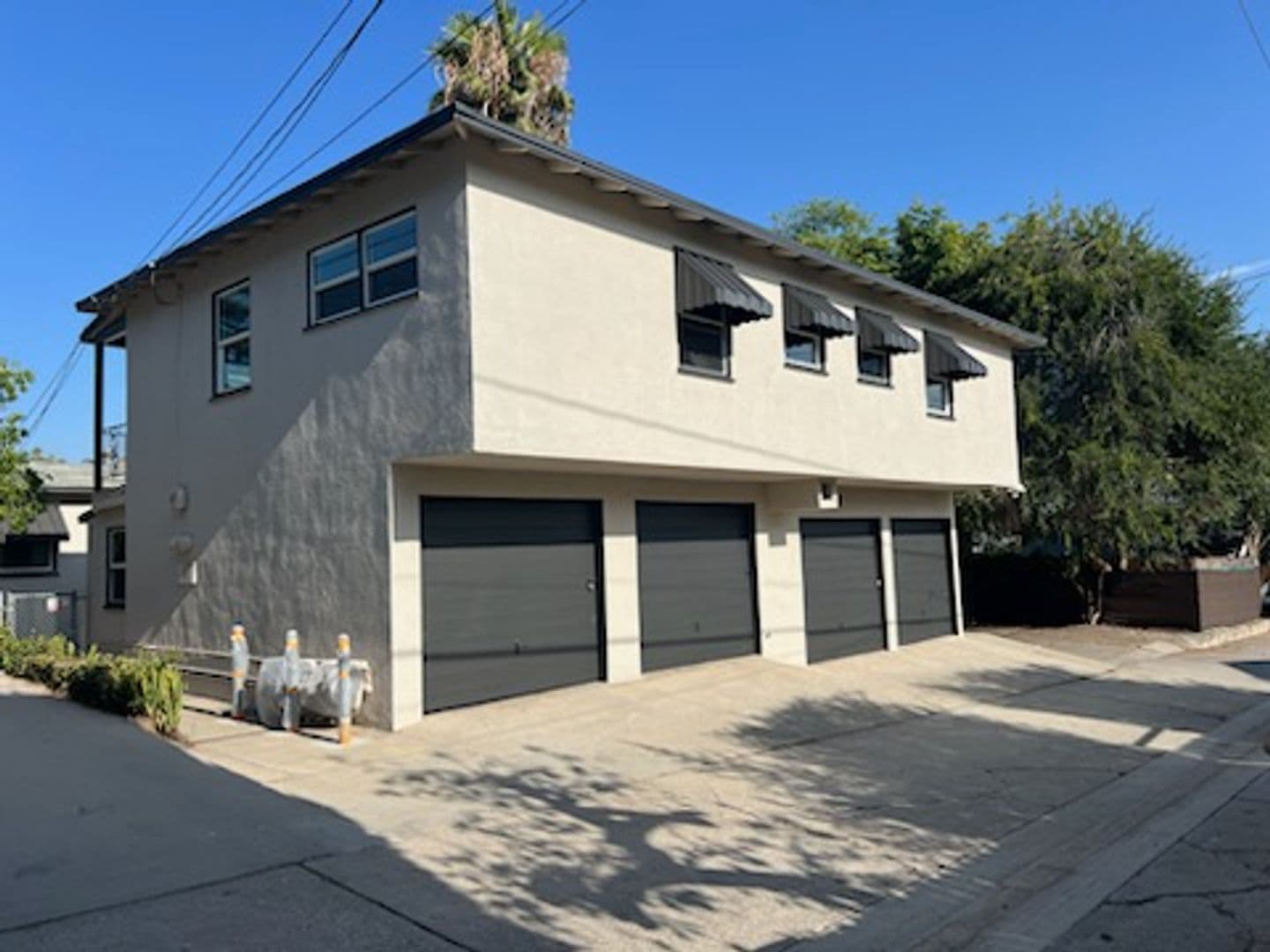 Whittier House: 5823 Greenleaf Ave