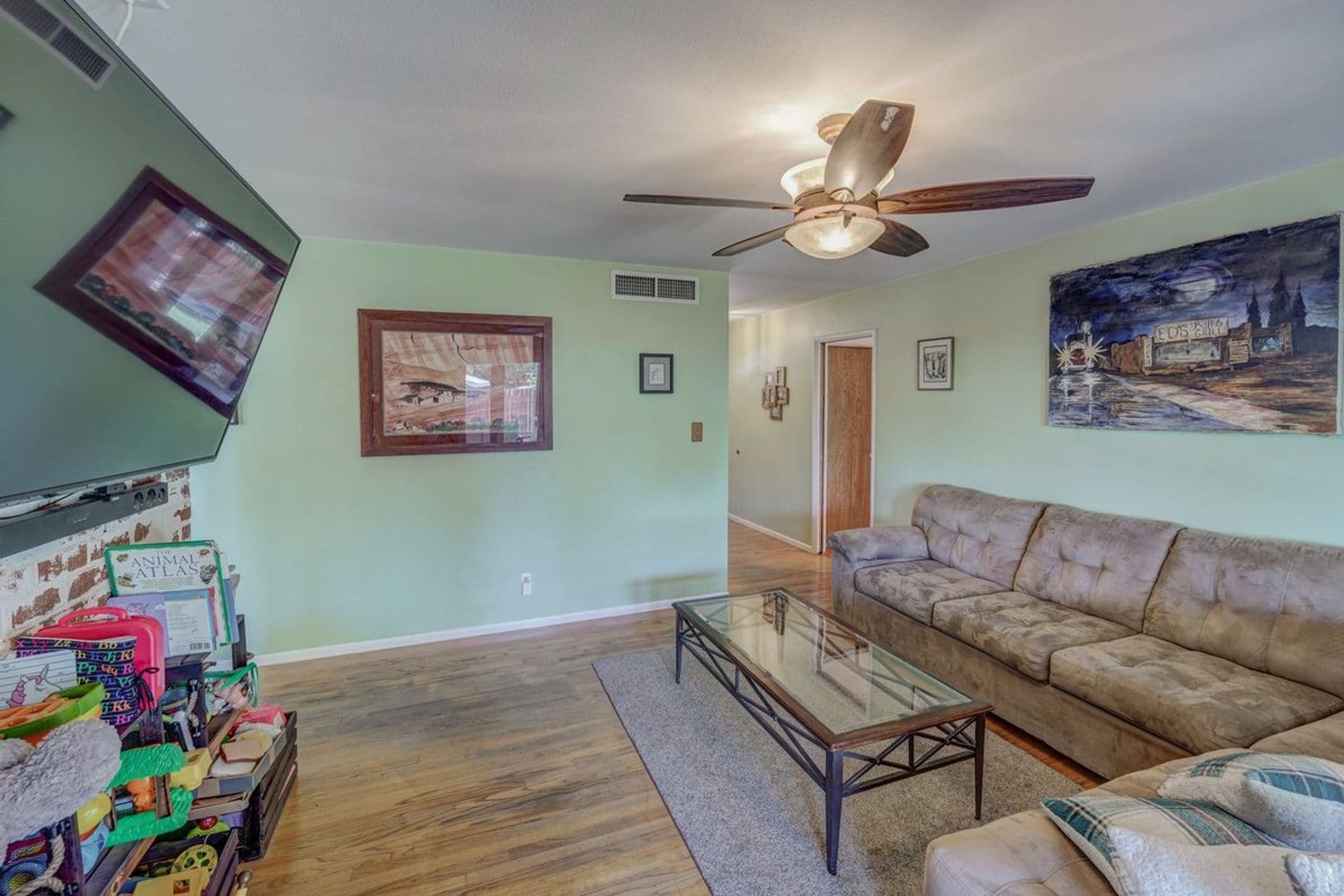 Riverside House: 3126 Wendell Way