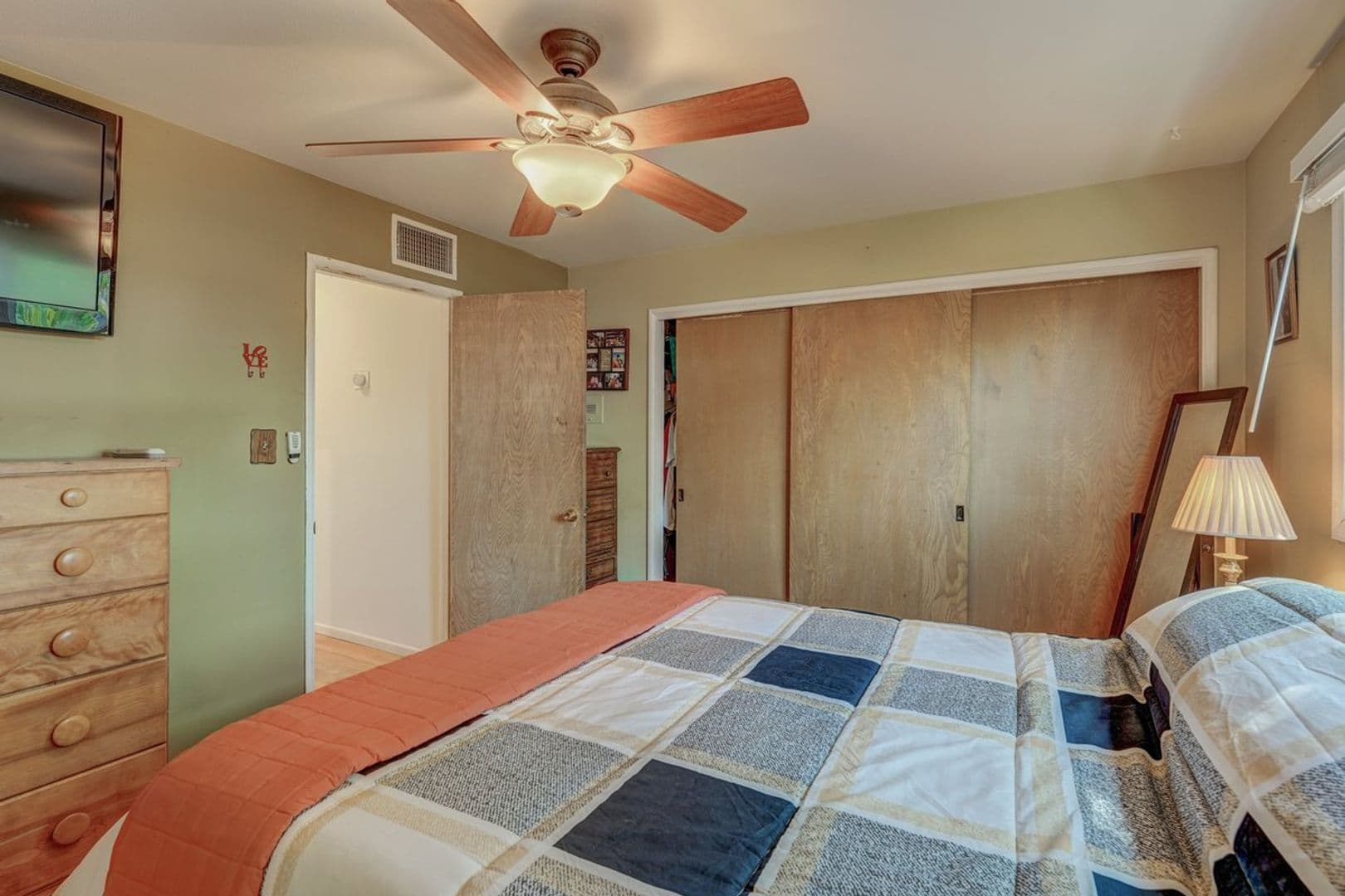 Riverside House: 3126 Wendell Way