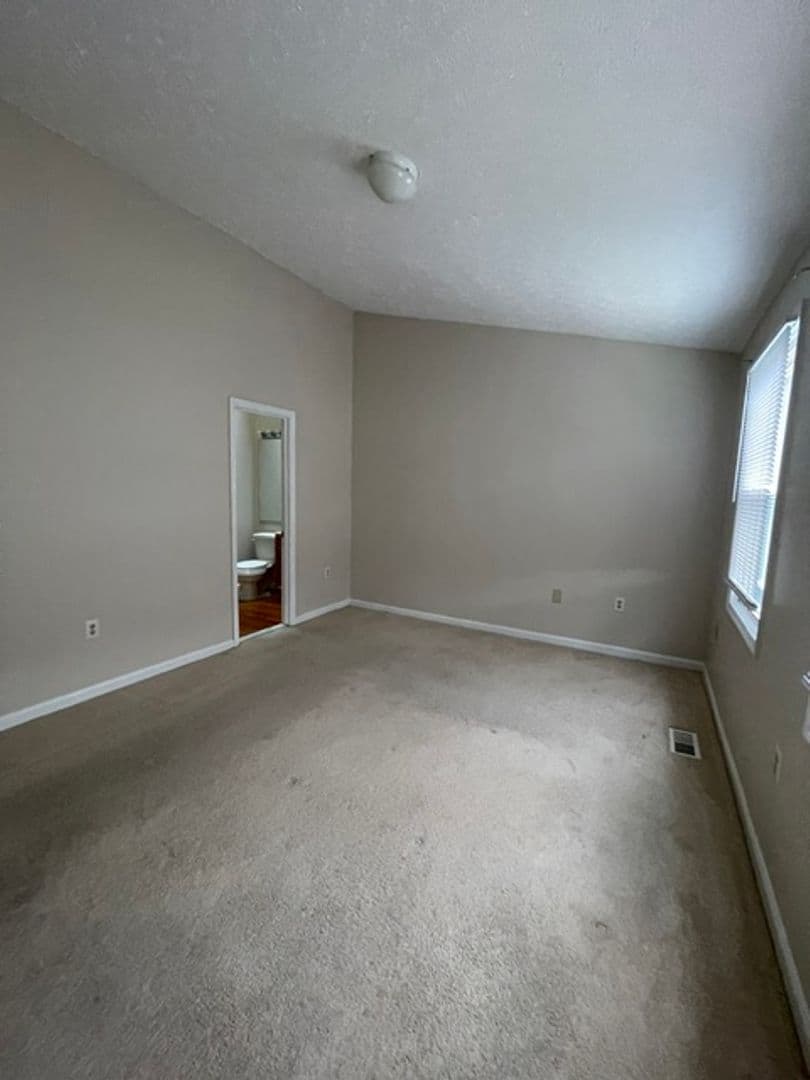 GAITHERSBURG House: 806 FLAGLER DRIVE