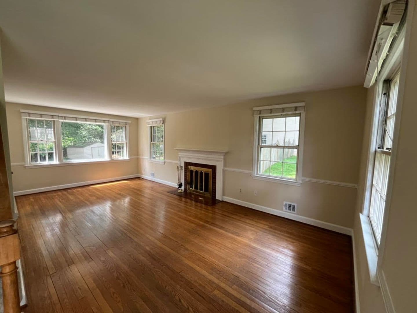 Kensington House: 4408 Glenridge St.