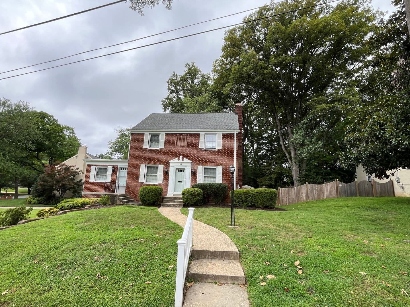 Kensington House: 4408 Glenridge St.