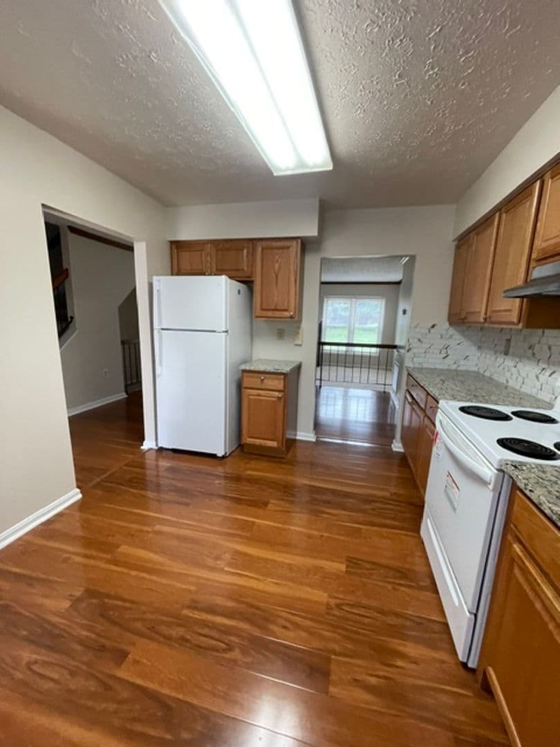 GAITHERSBURG House: 806 FLAGLER DRIVE