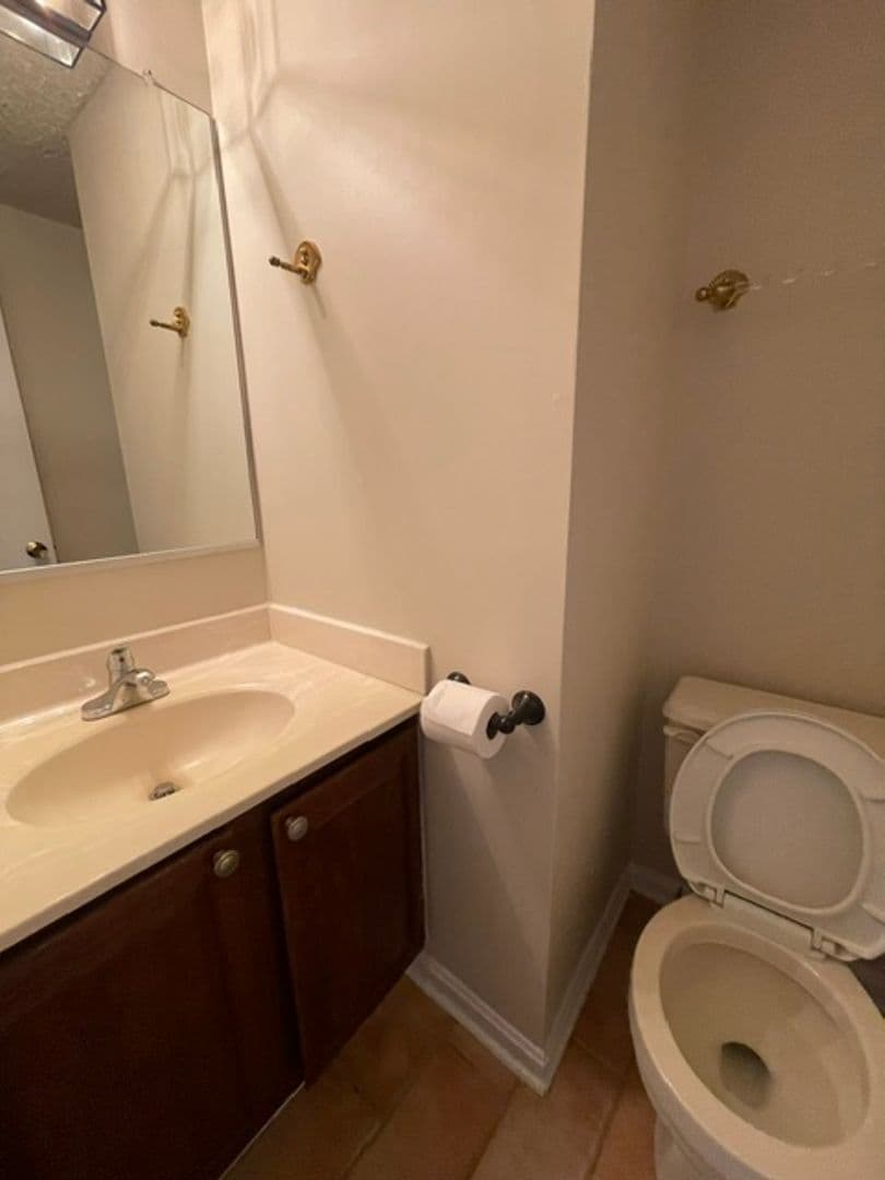 GAITHERSBURG House: 806 FLAGLER DRIVE