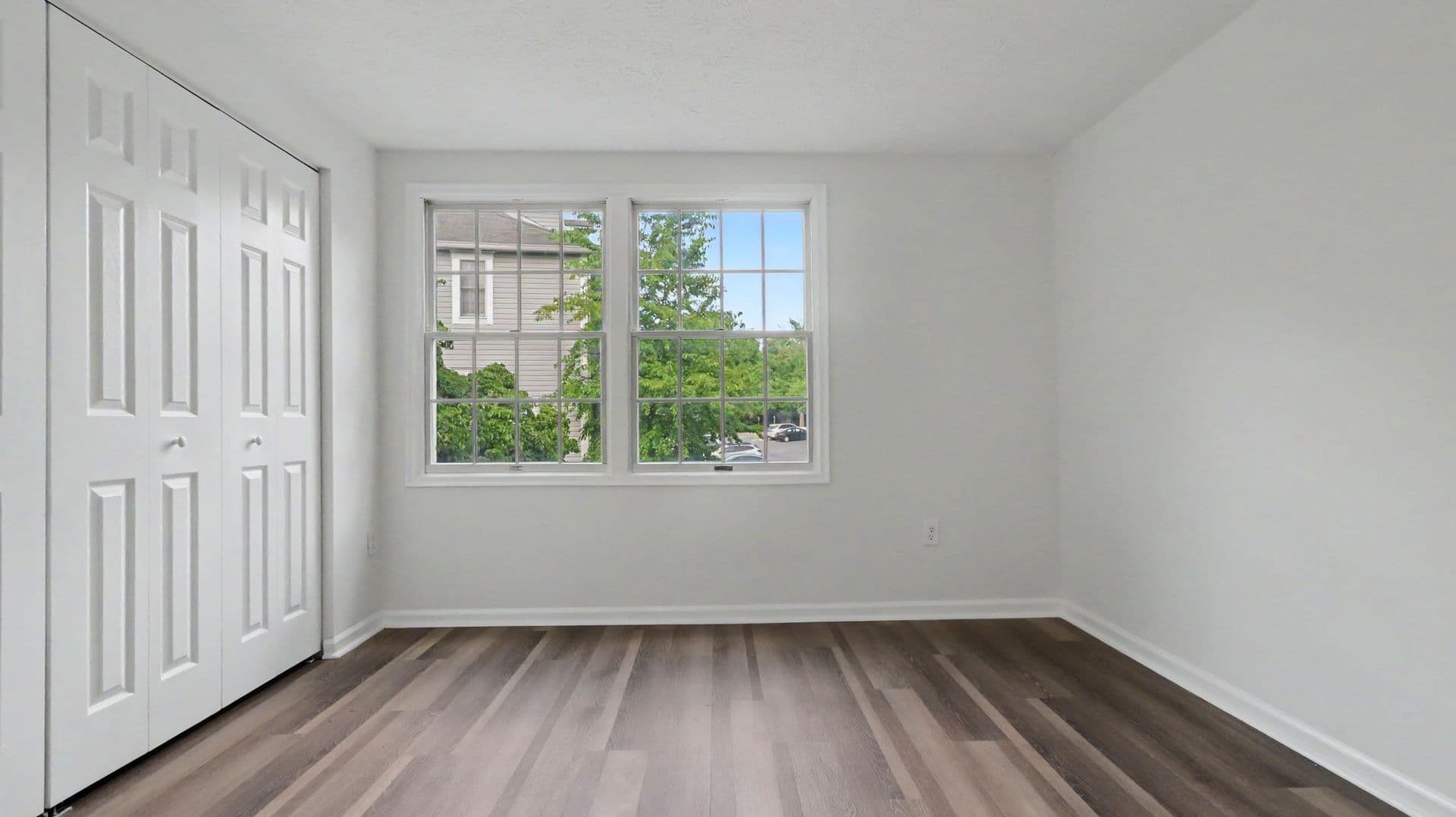 GERMANTOWN Condo: 12209 ST. PETER CT.