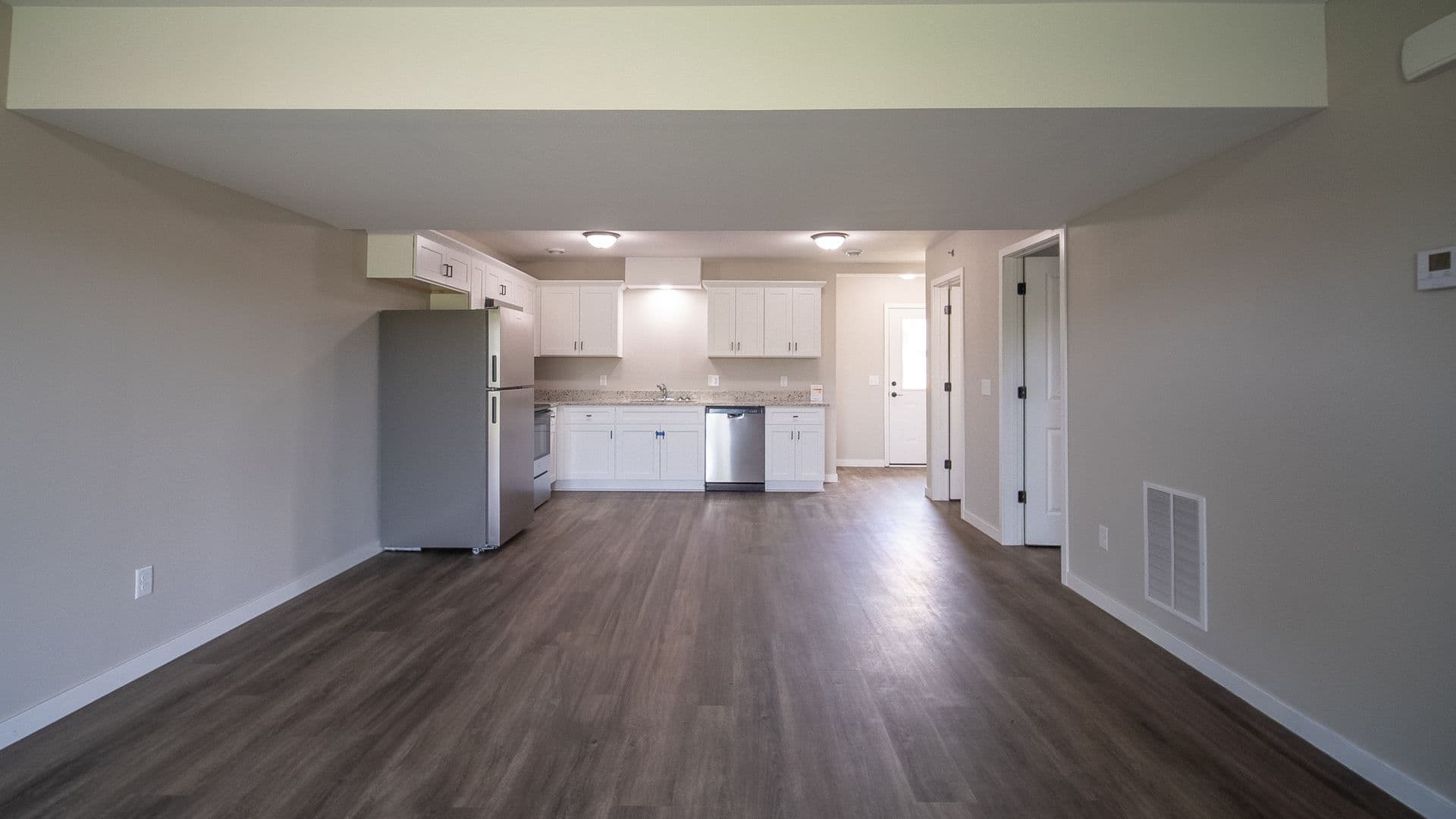 Kasson Apartment: 513-1303 15th Street NW