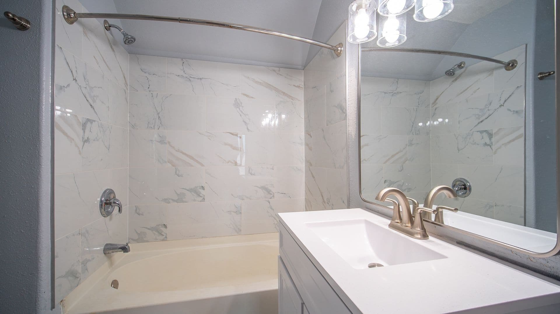 Rochester Apartment: 110 6th Ave SE