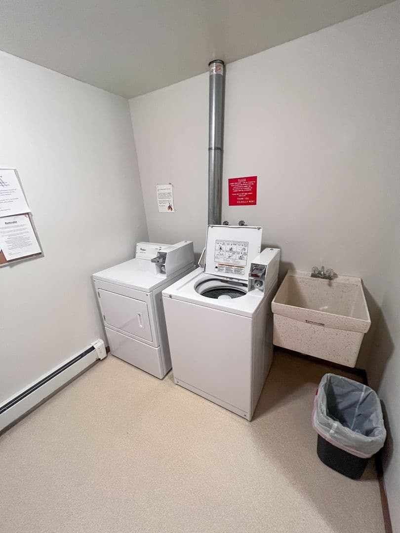Rochester House: 535 19th St NW #36