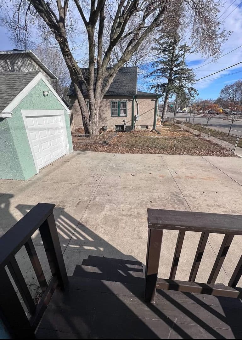 Rochester House: 617 12th St SE