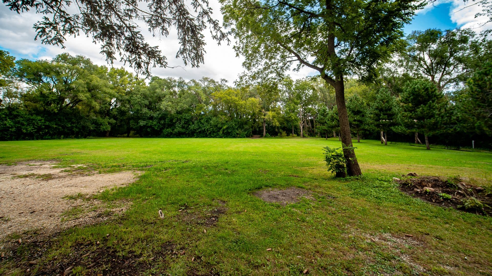Stewartville House: 652 Hwy 63 S