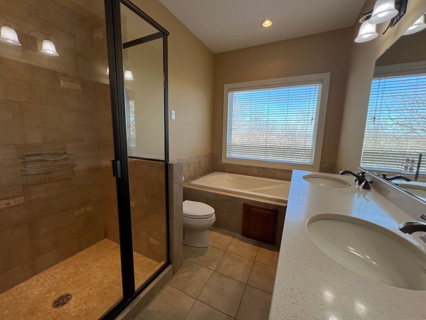 Rochester House: 694 Panorama Cir NW