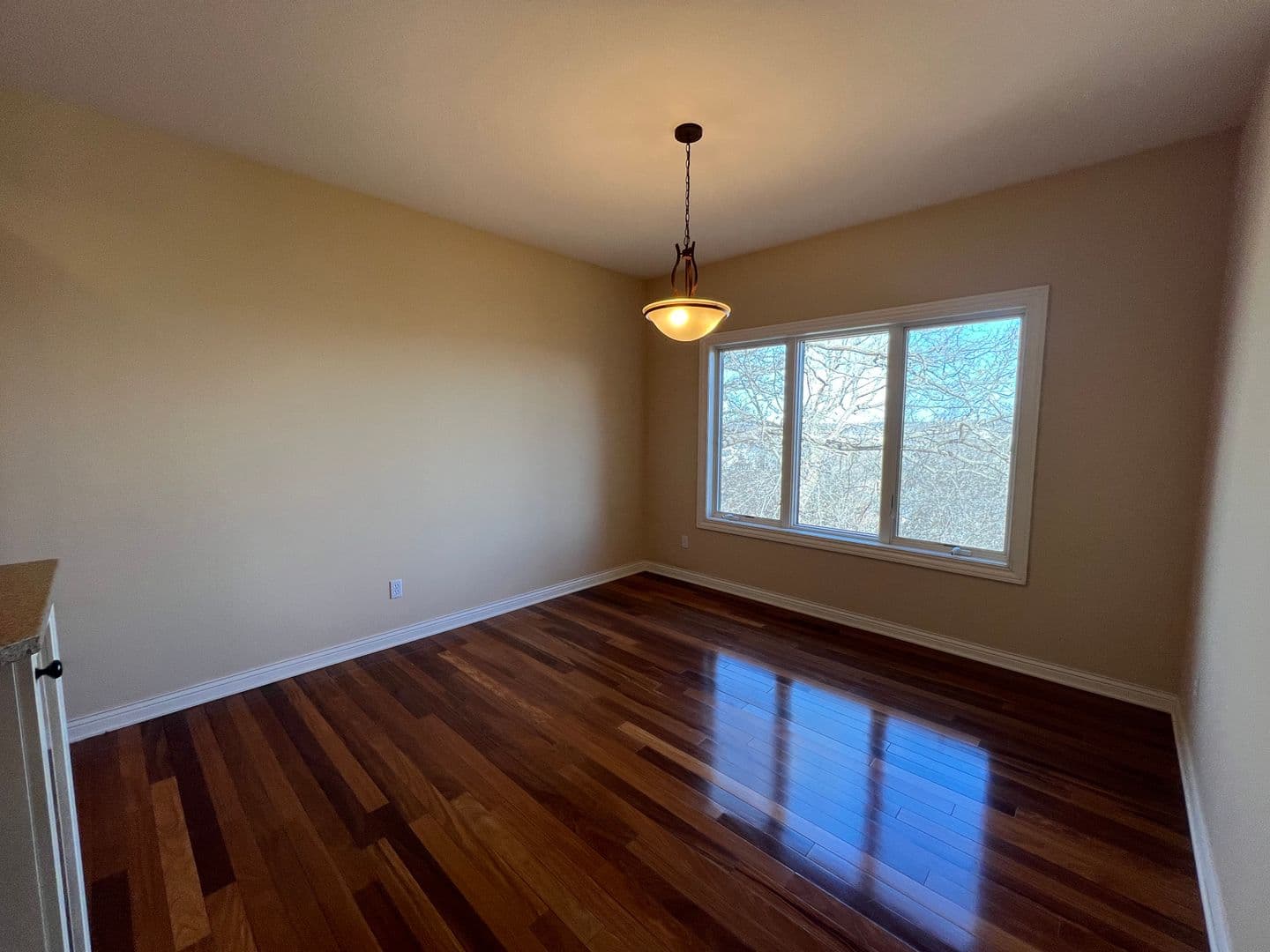 Rochester House: 694 Panorama Cir NW