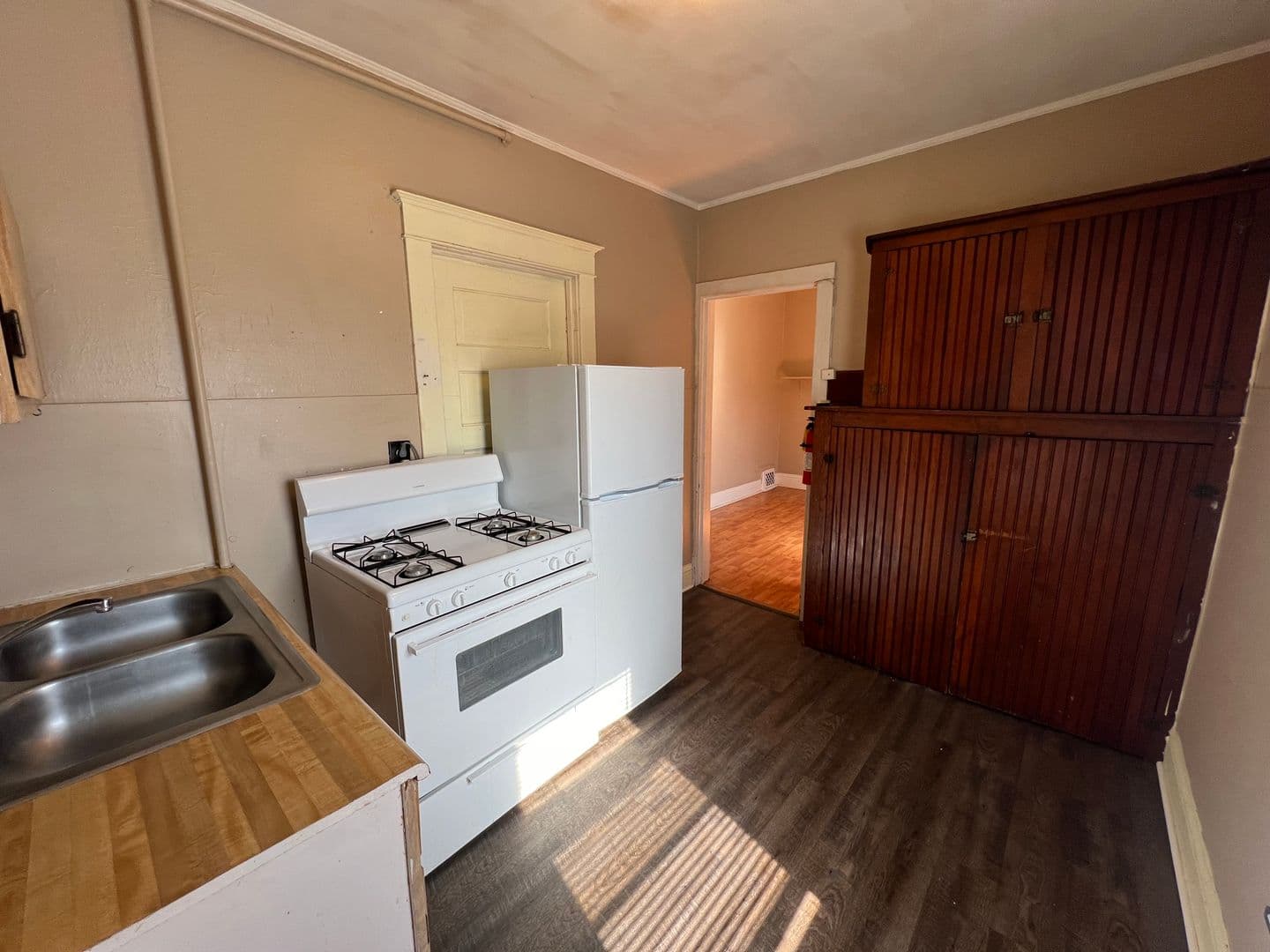 Rochester Apartment: 857 1st St SW