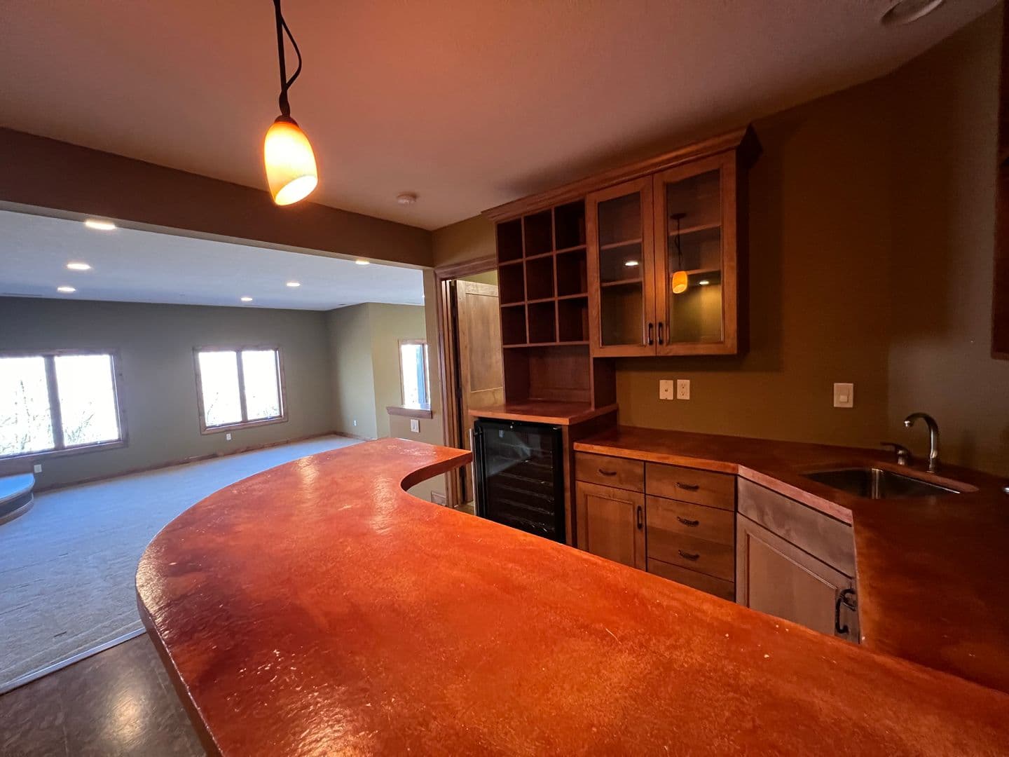 Rochester House: 694 Panorama Cir NW