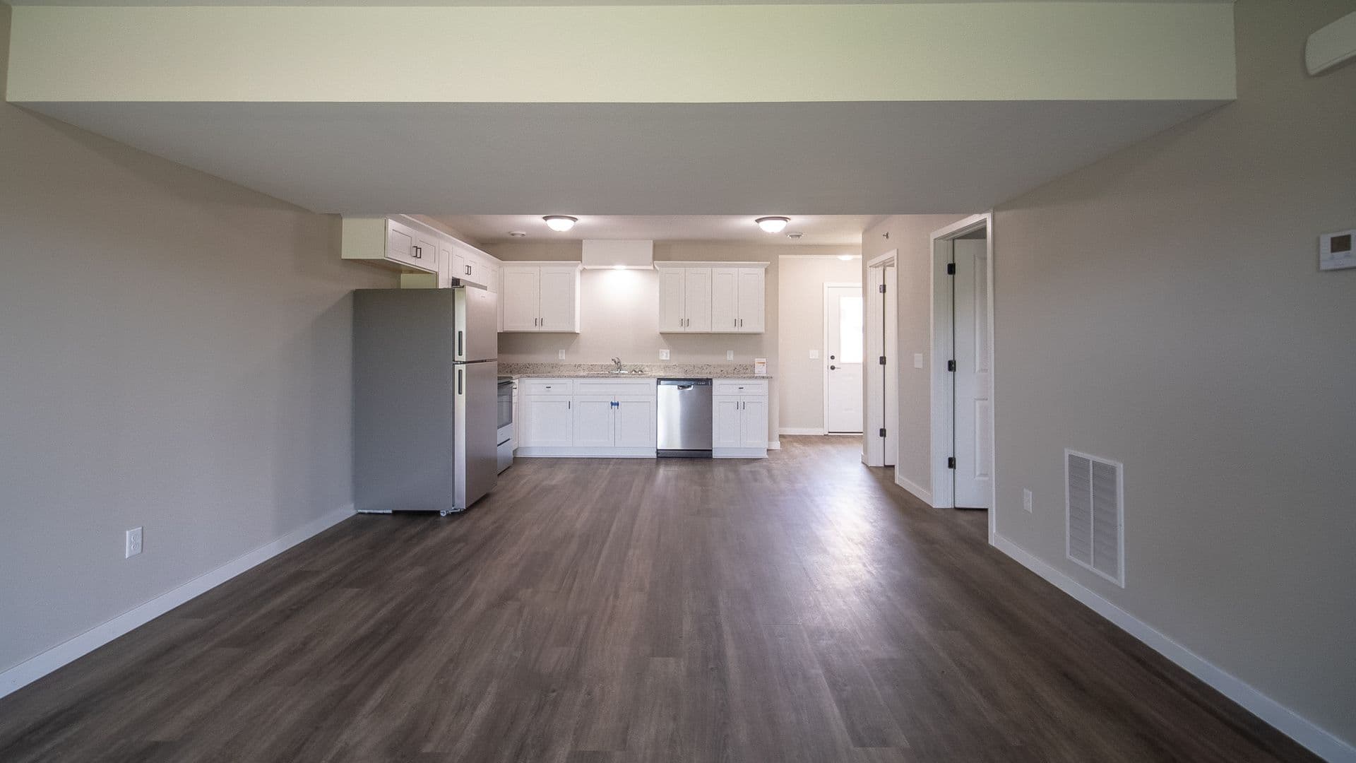 Kasson Apartment: 513-1303 15th Street NW