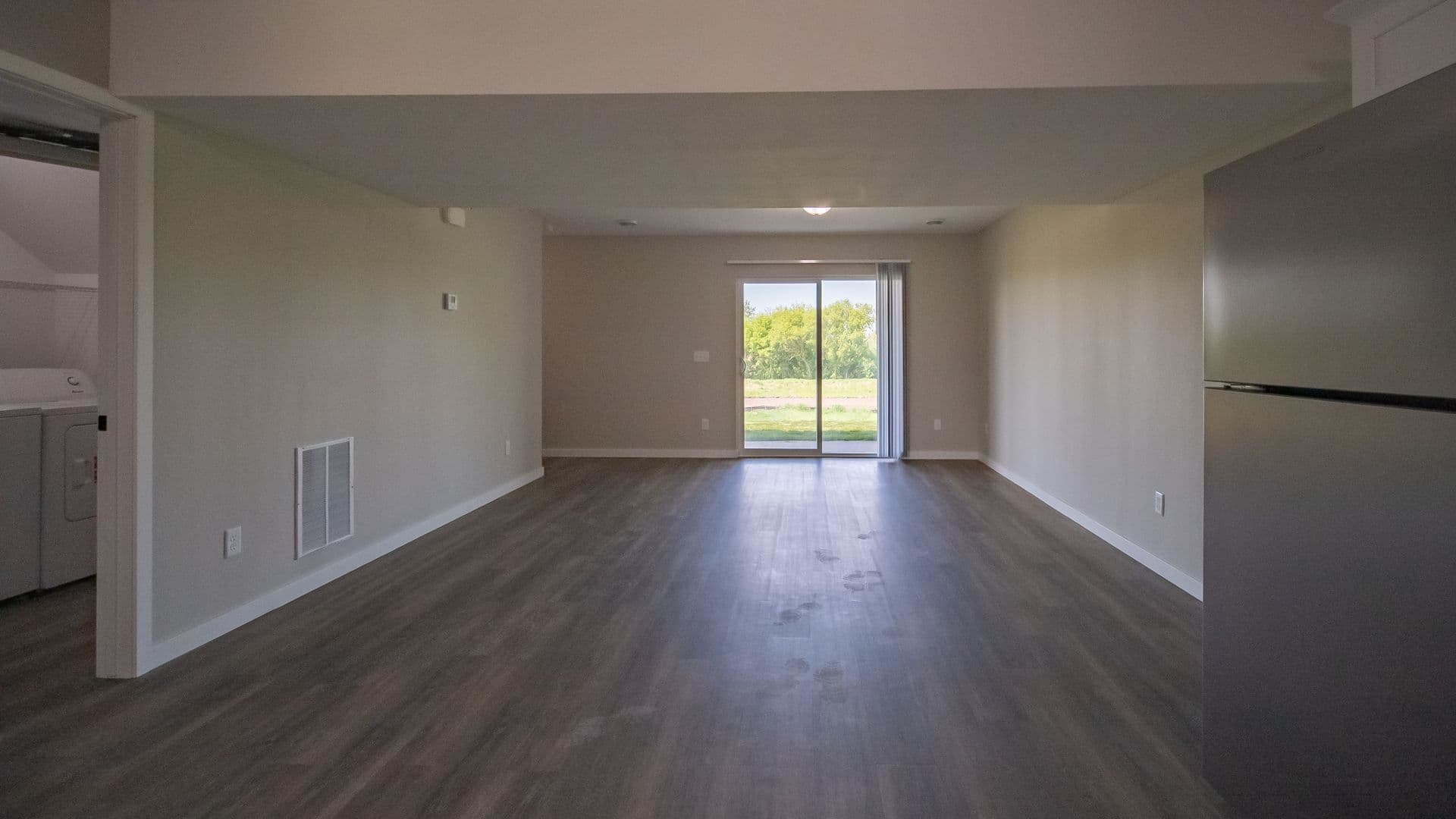 Kasson Apartment: 513-1303 15th Street NW