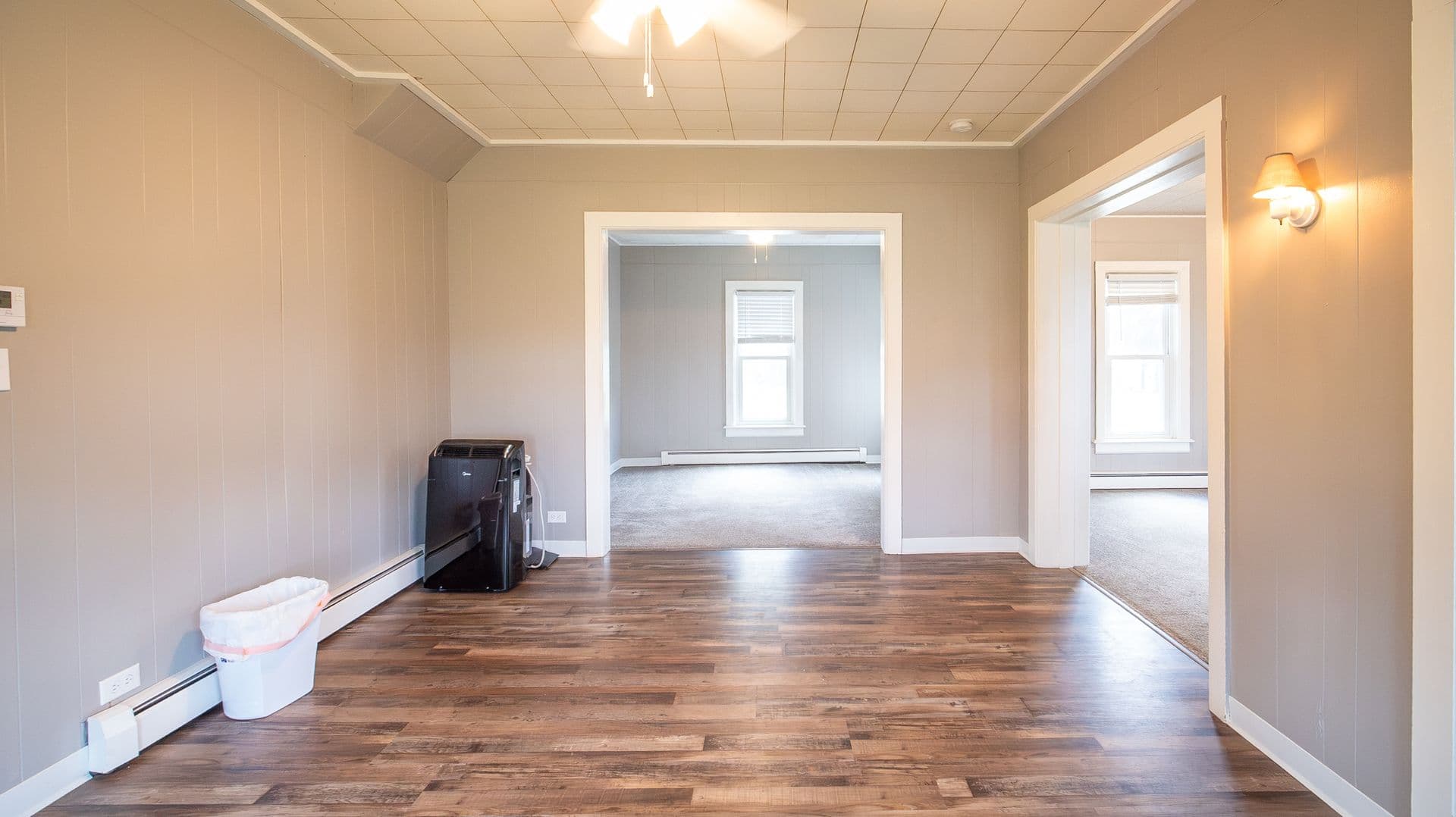 Stewartville House: 652 Hwy 63 S